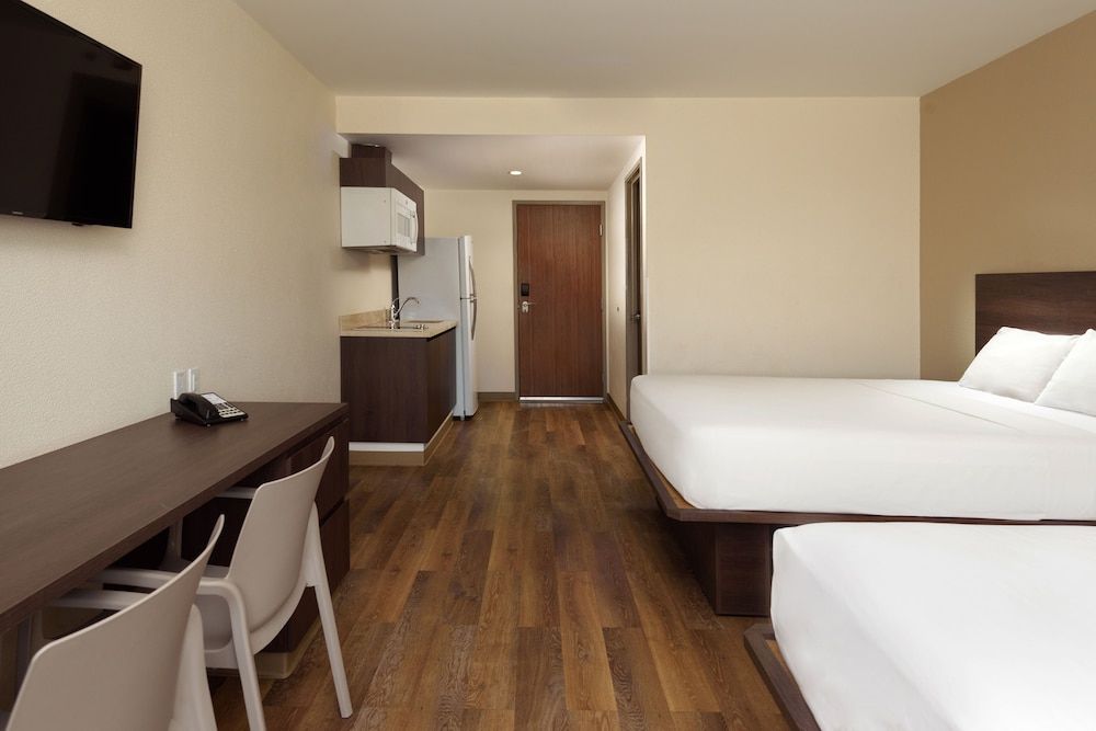 Extended Suites Mexicali Cataviña Suite, 2 Queen Beds 2