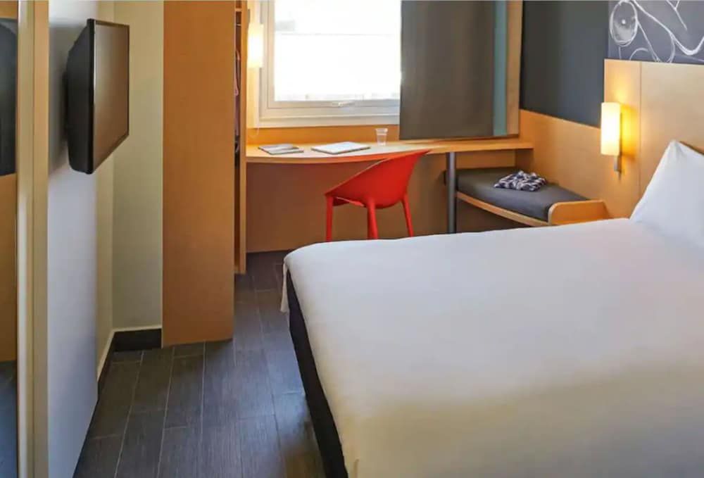 ibis México Alameda Standard Room, 1 Queen Bed 3