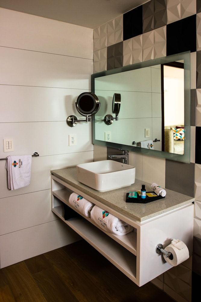 FCH Hotel Providencia - Adults Only Junior Suite, 1 King Bed 2