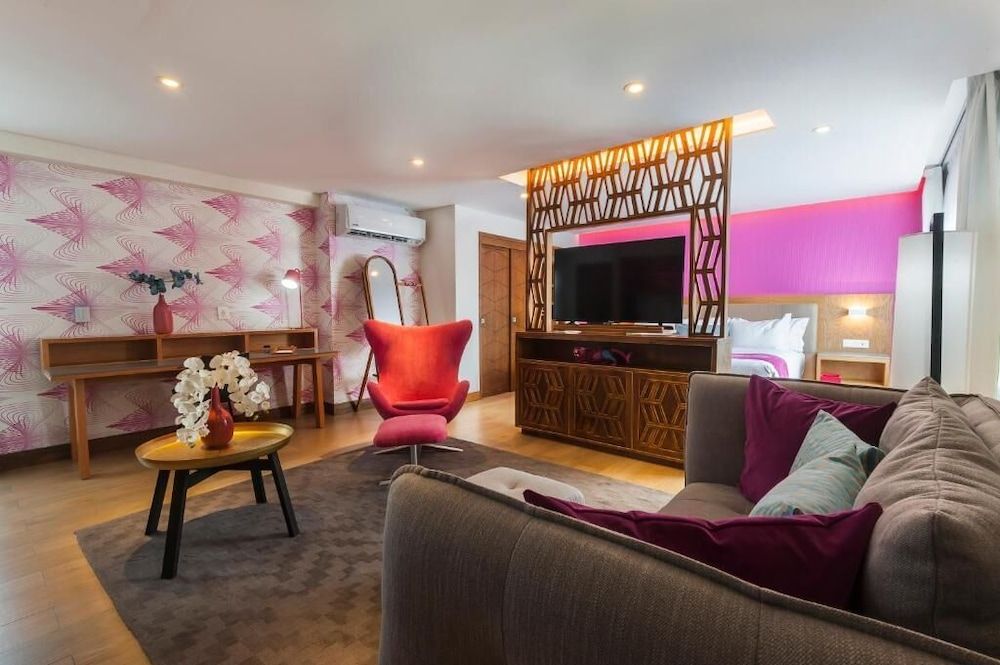 FCH Hotel Providencia - Adults Only Presidential Room 3