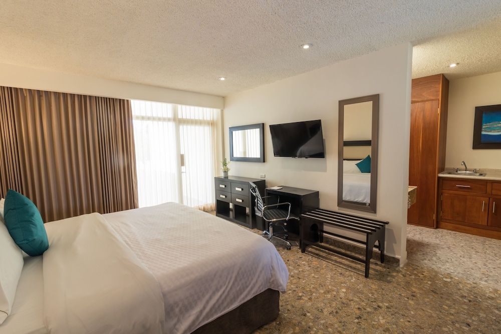 Nonna Mia Superior Suite 2