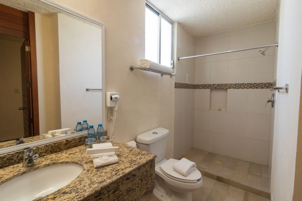 Nonna Mia Deluxe Room, 1 King Bed with Sofa bed, Balcony 6