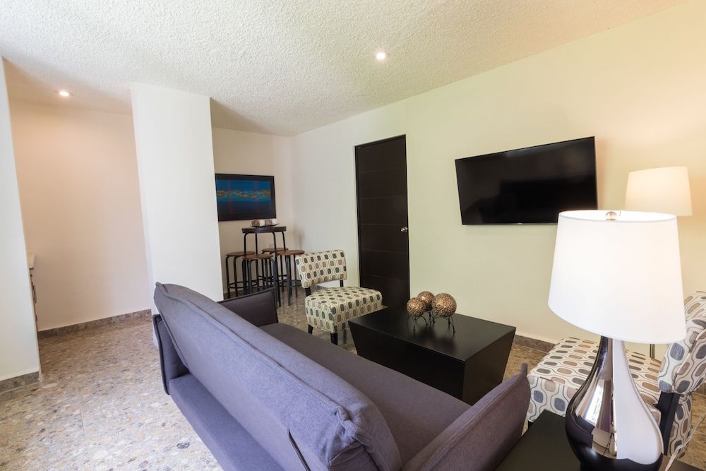 Nonna Mia Deluxe Room, 1 King Bed with Sofa bed, Balcony 13