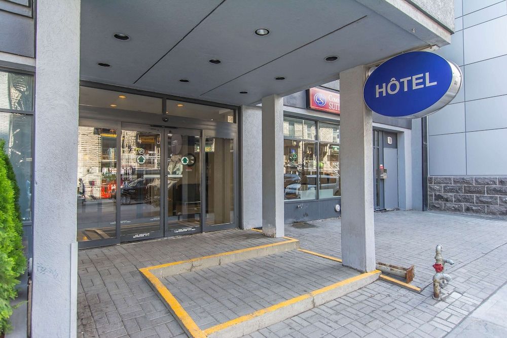 undefined Comfort Suites Downtown 2