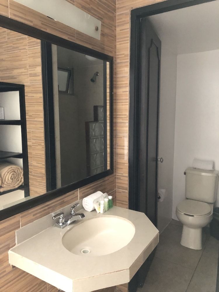 VF Villa Florencia Hotel Superior Room, 2 Double Beds, Pool Access, Pool View 7