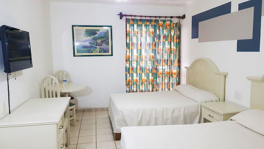 Hotel Costa Brava Standard Room 11