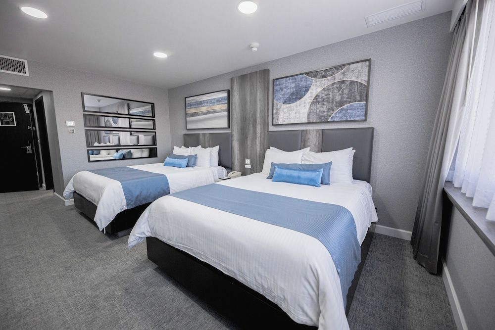 Hotel Pueblo Amigo Plaza & Casino Standard Room, 2 Queen Beds 3