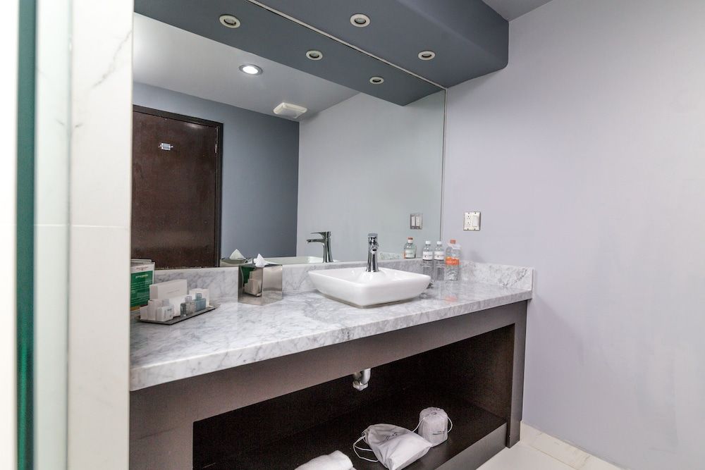 Hotel Pueblo Amigo Plaza & Casino Junior Double Room 7