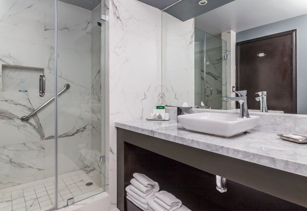 Hotel Pueblo Amigo Plaza & Casino Junior Double Room 6