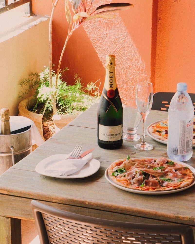 Family Dining