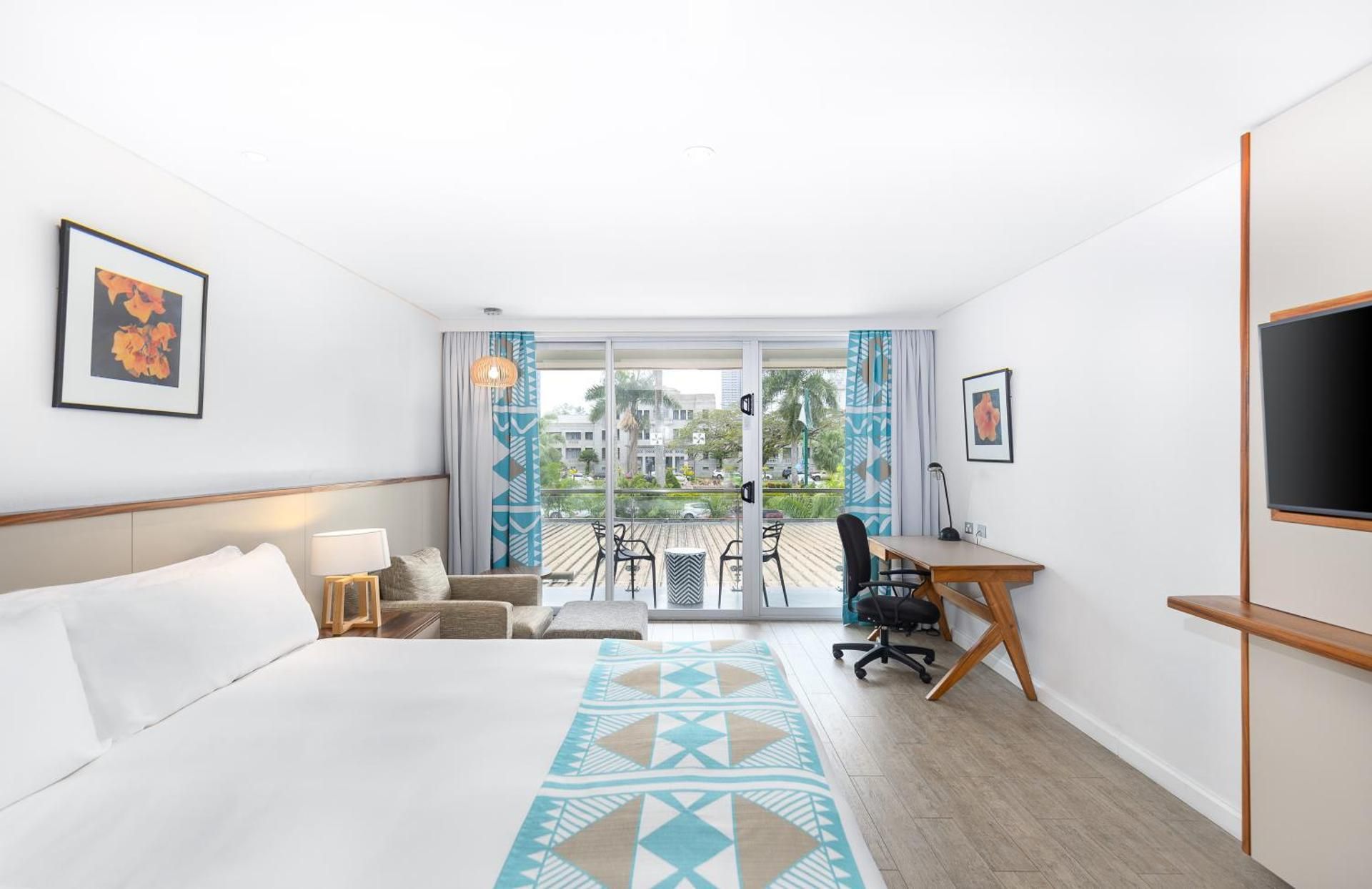 Standard Queen Room with Balcony