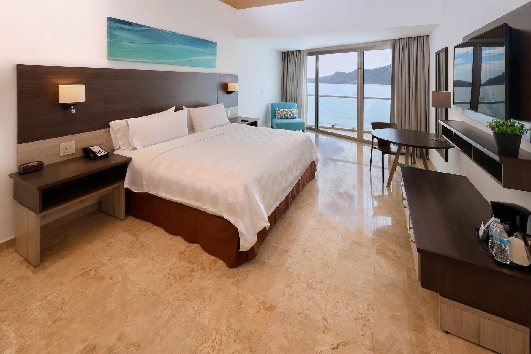 1 King and 1 Bunk 2 Bedroom Suite