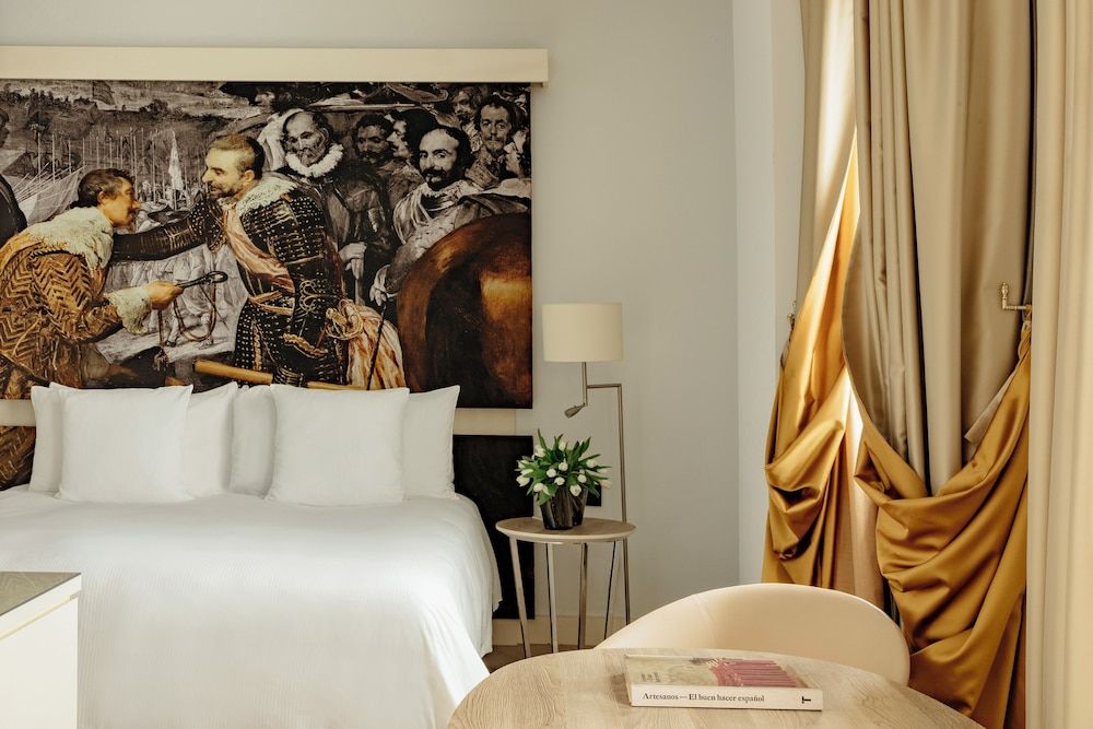 Palacio de los Duques Gran Meliá - The Leading Hotels of the World Deluxe Room 3