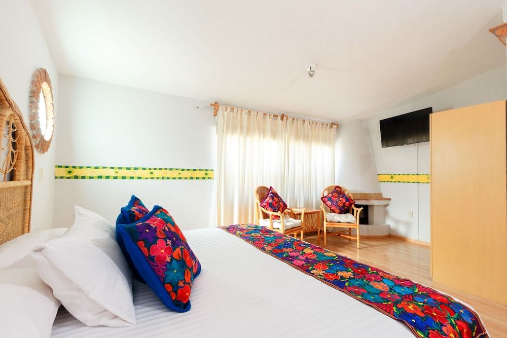 Hotel Hacienda Montesinos Junior Room, 1 King Bed 3