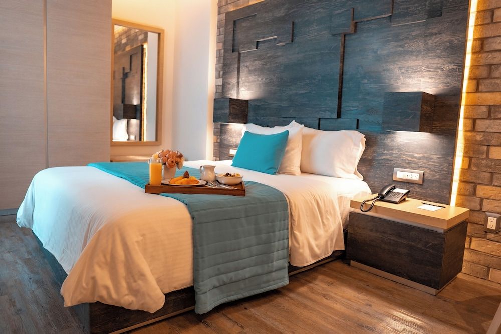 undefined Hotel Punto MX 3