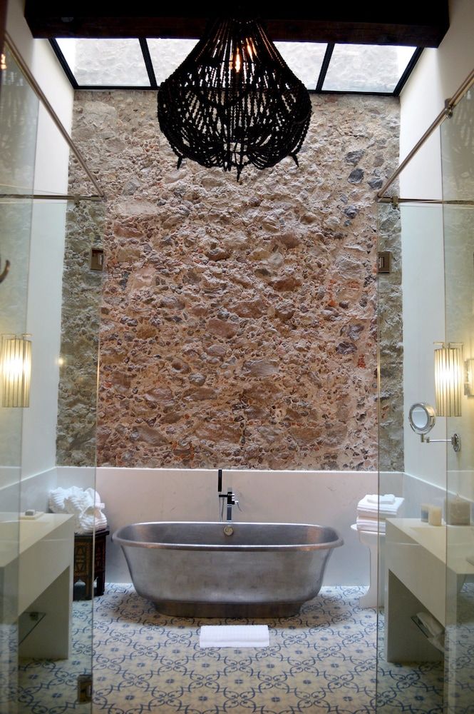 Hotel Casa Blanca 7 Grand Suite, 1 King Bed 11