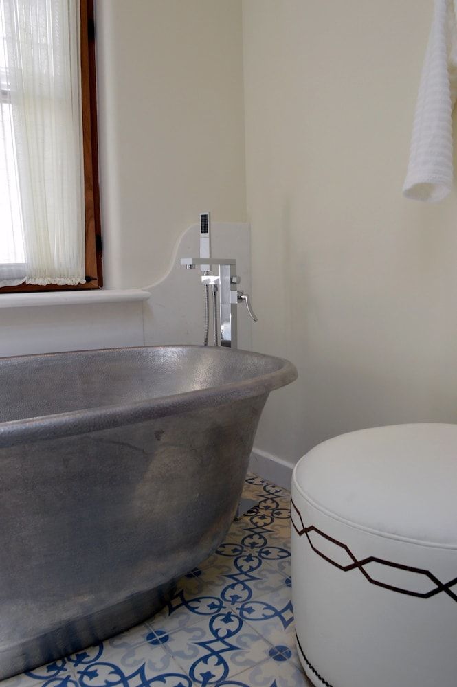 Hotel Casa Blanca 7 Signature Suite, 1 King Bed 7