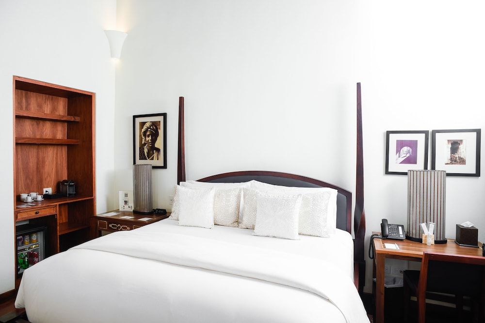 Hotel Casa Blanca 7 Grand Suite, 1 King Bed 3