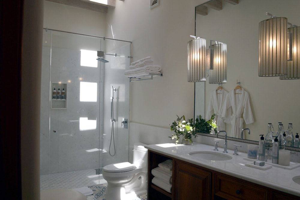 Hotel Casa Blanca 7 Deluxe Room, 1 King Bed 11