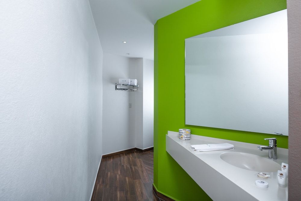 Xcoco Inn Deluxe Suite 6