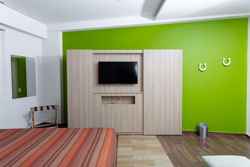 Xcoco Inn Executive Room 4