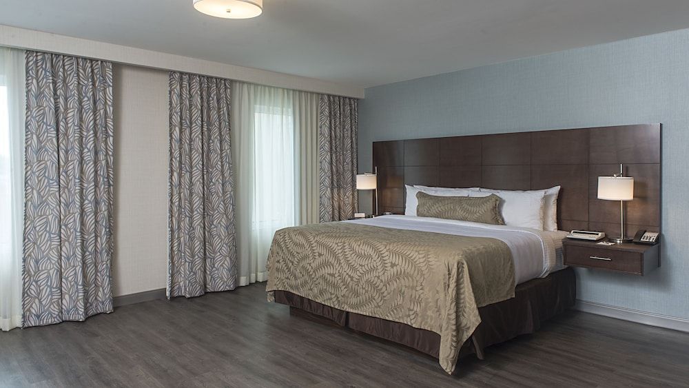 Suite, 1 Bedroom, Kitchen, Mountain View