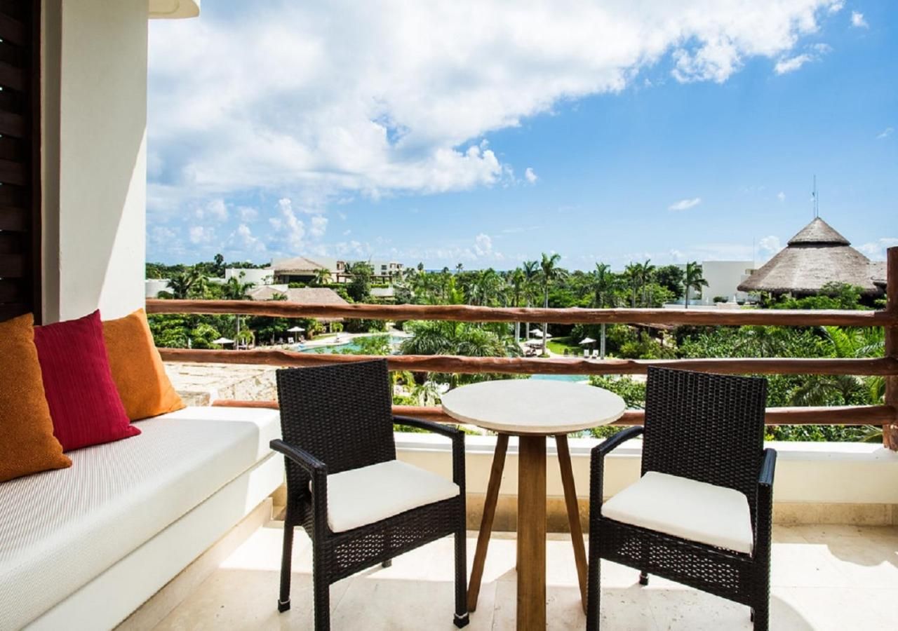 Junior Suite Partial Ocean View 2 Doubles - All Inclusive