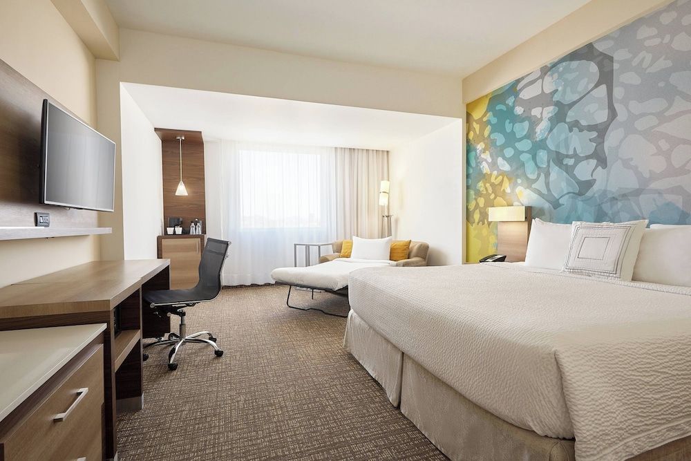 undefined Courtyard by Marriott Hermosillo 3