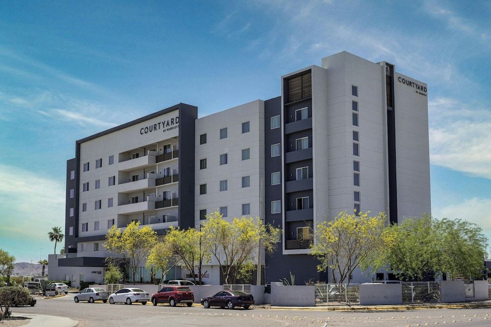 undefined Courtyard by Marriott Hermosillo 8