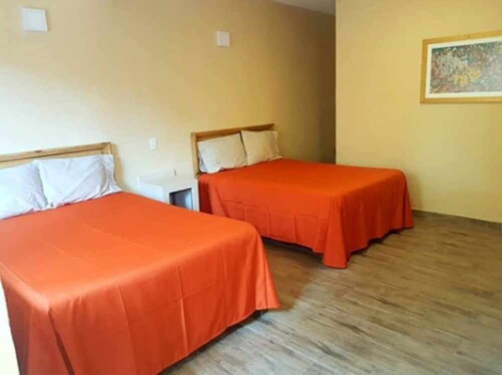 Hotel Camino de Piedra Standard Room, 2 Double Beds 2