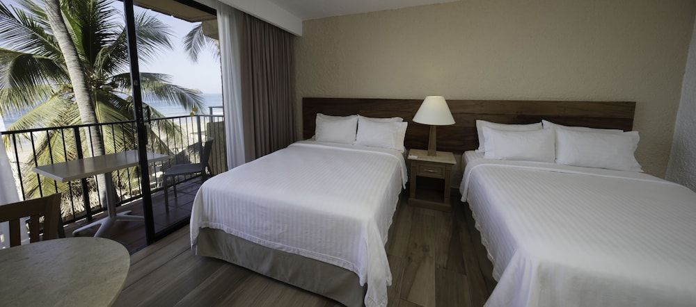 Standard Room, 2 Double Beds, Ocean View (Up to 3 Guests)