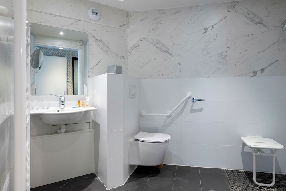 Hôtel Jules Verne Biarritz Executive Twin Room 4