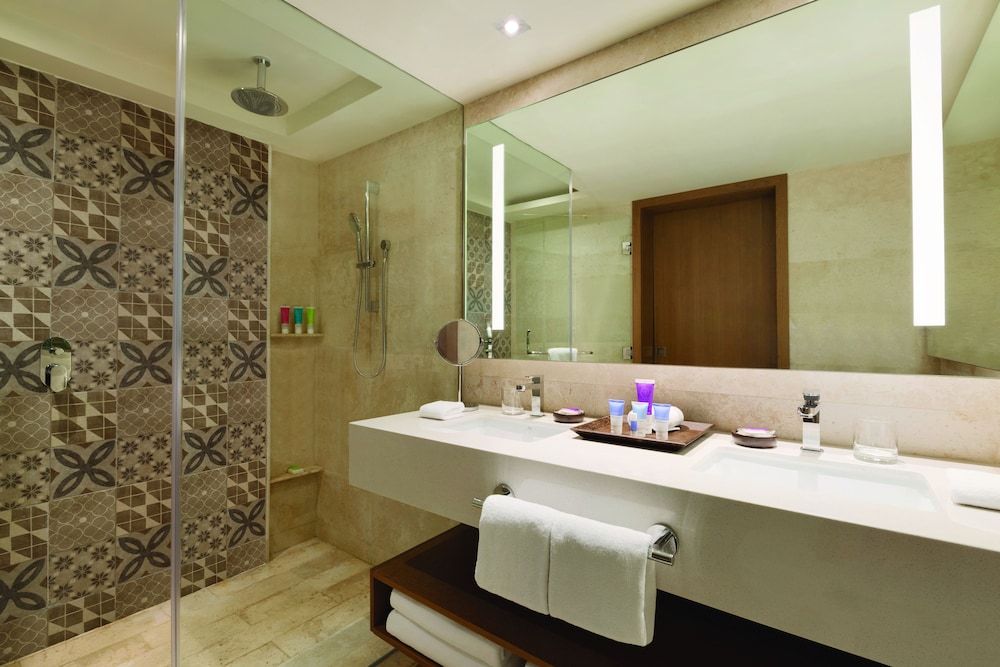 Hyatt Ziva Cancun All Inclusive Resort View King (with Sofa Bed) 3