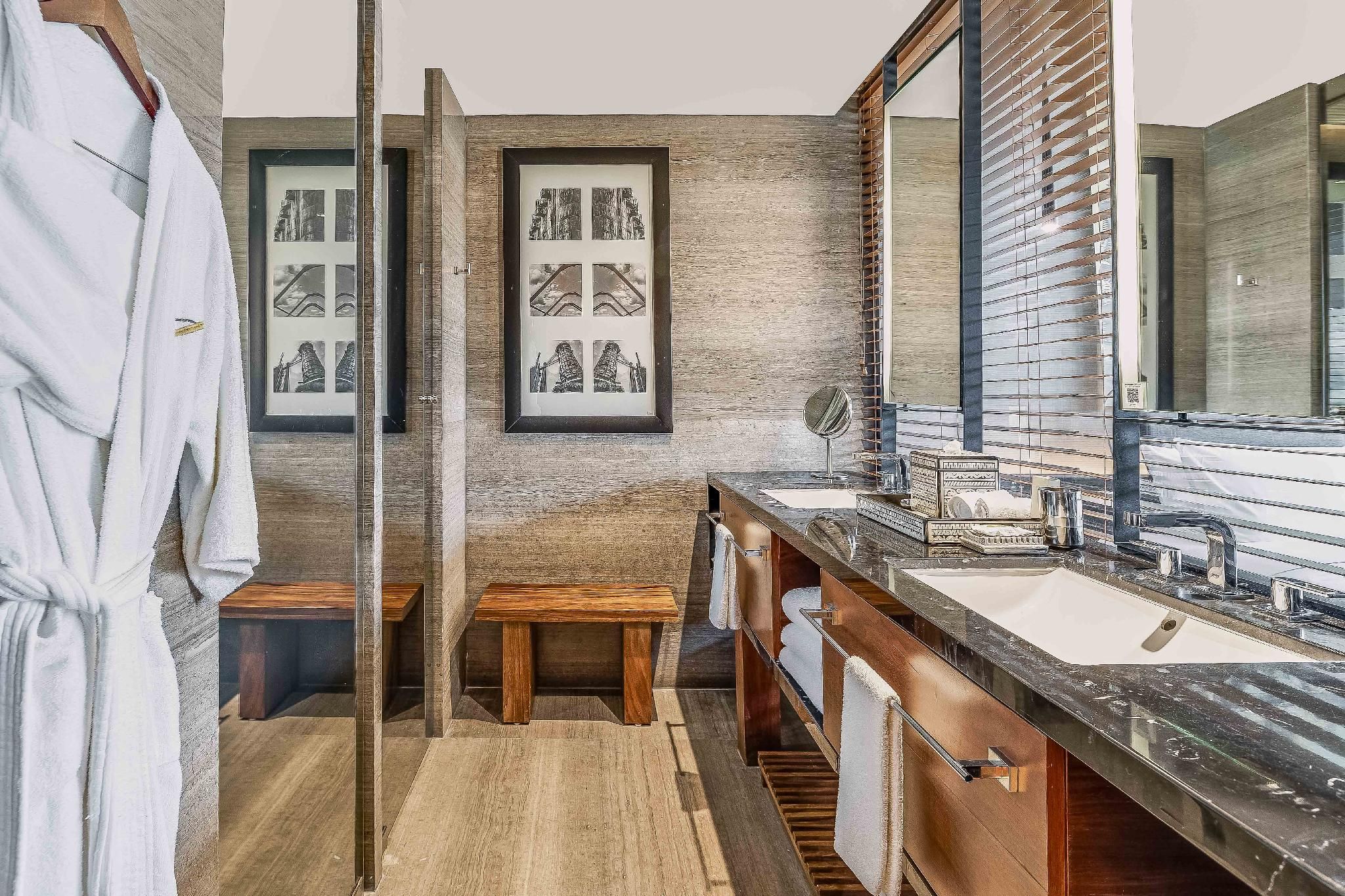 Mountain View Executive Twin Room