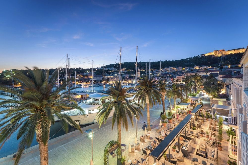 undefined Riva Marina Hvar Hotel 8
