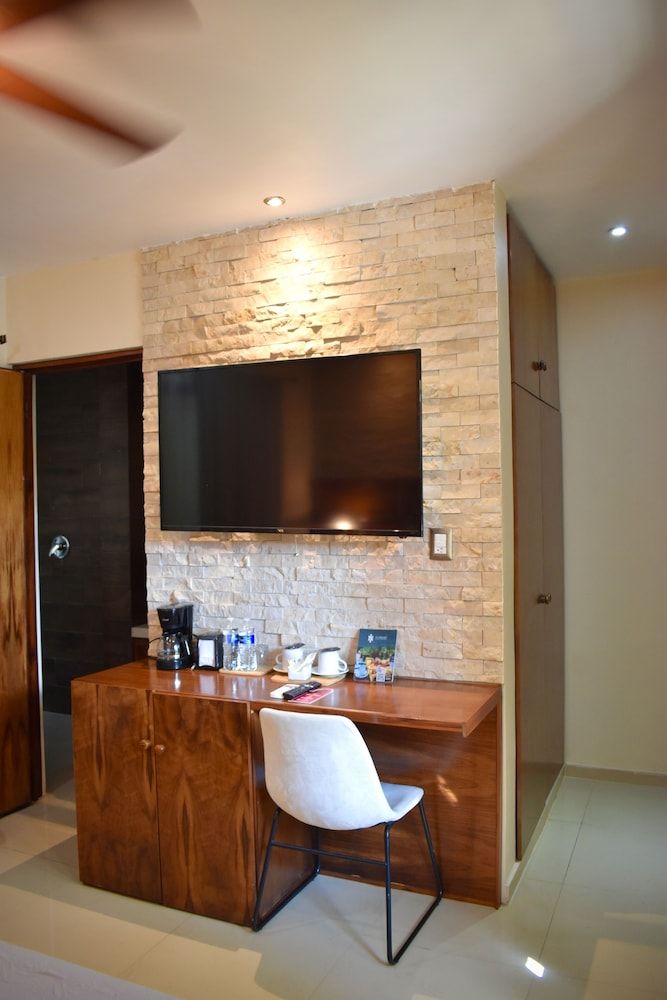 El Zaguán Colonial by GuruHotel Deluxe Room, 1 King Bed 23