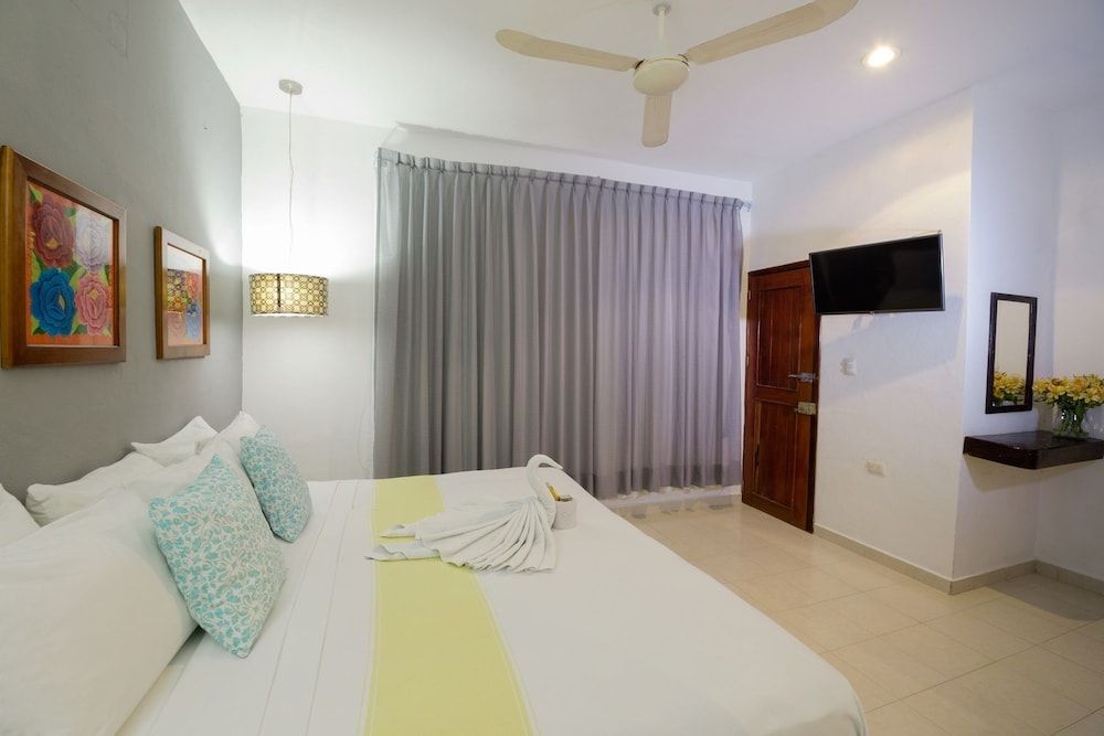 Studio Suite , 1 king Bed , Kitchen , City View