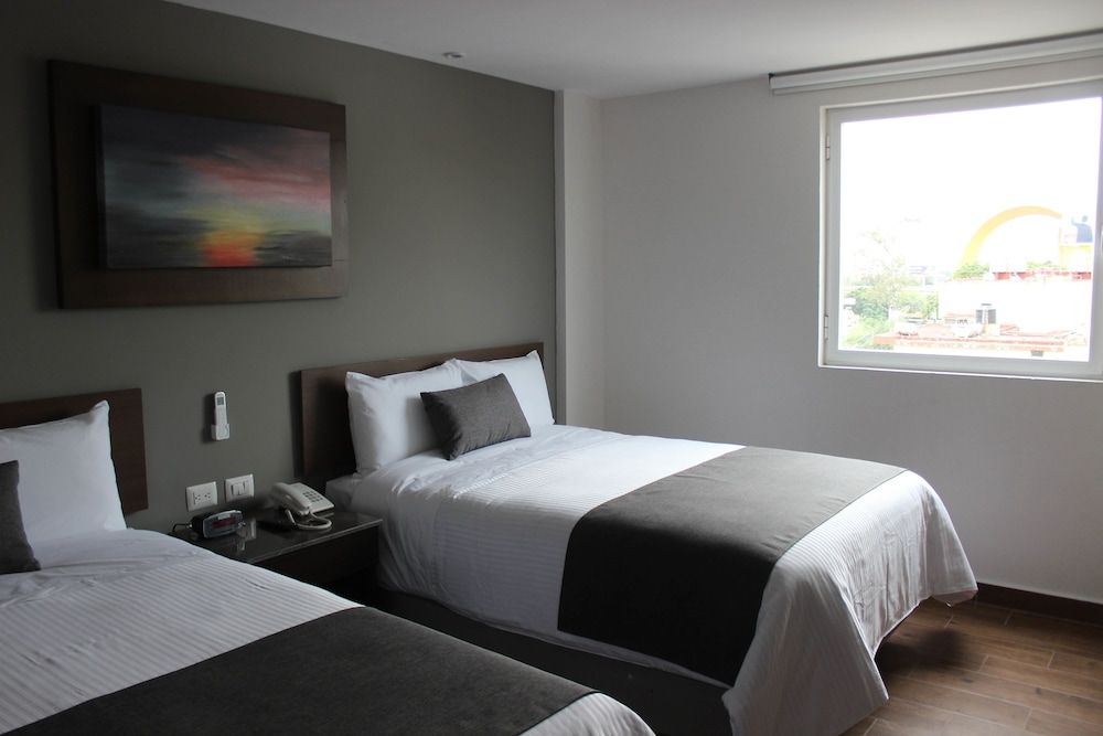 Eco Hotel Guadalajara Expo Standard Room, 2 Double Beds