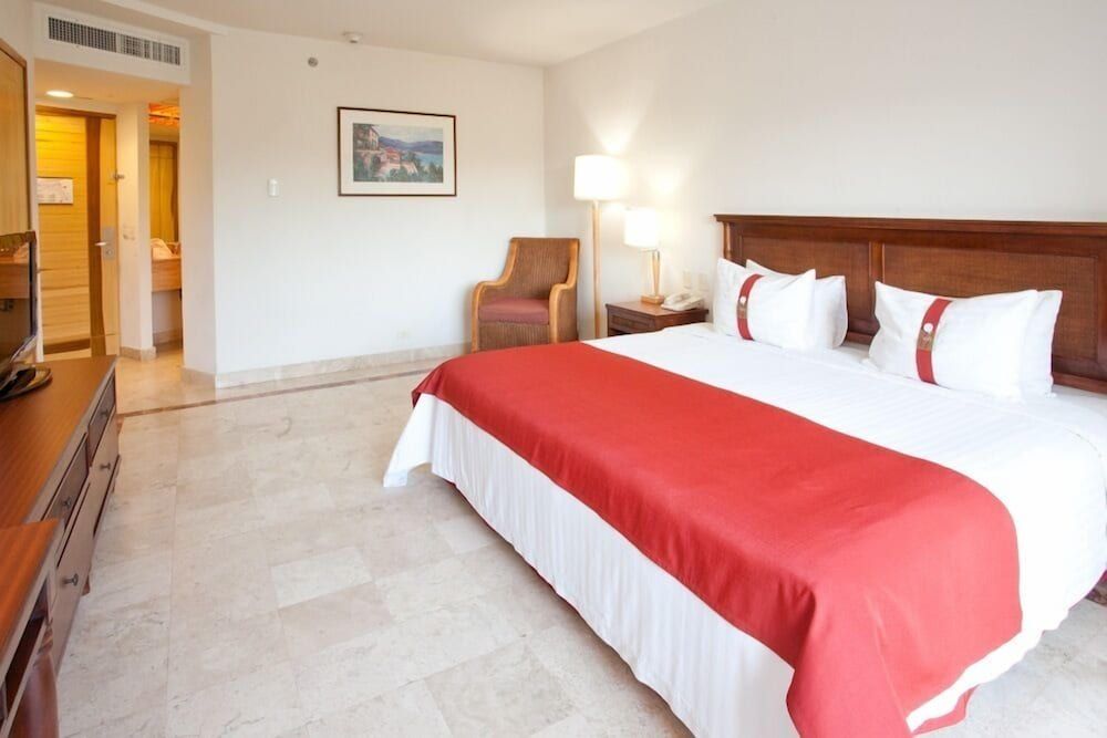 Gamma Plaza Ixtapa Superior Room, 1 King Bed 4