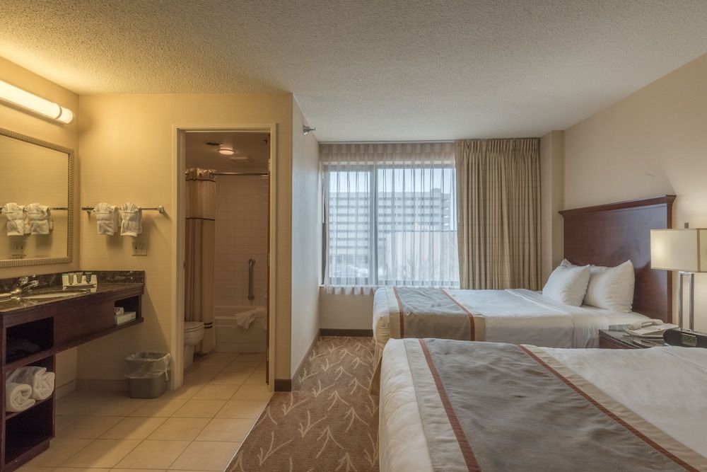 Suite, 2 Queen Beds