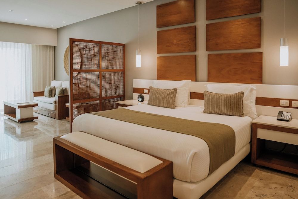 Deluxe Junior Suite, 1 King Bed