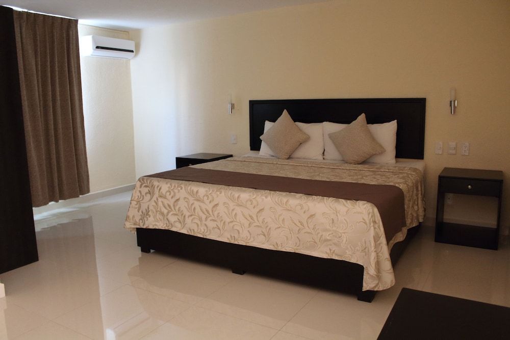 Hotel Quinta Chiapas Standard Suite, 1 King Bed 3