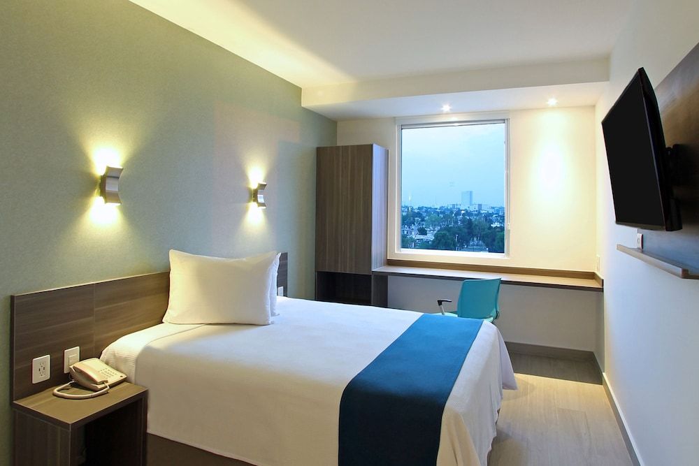 One Chihuahua Fashion Mall Superior Room, 1 Queen Bed