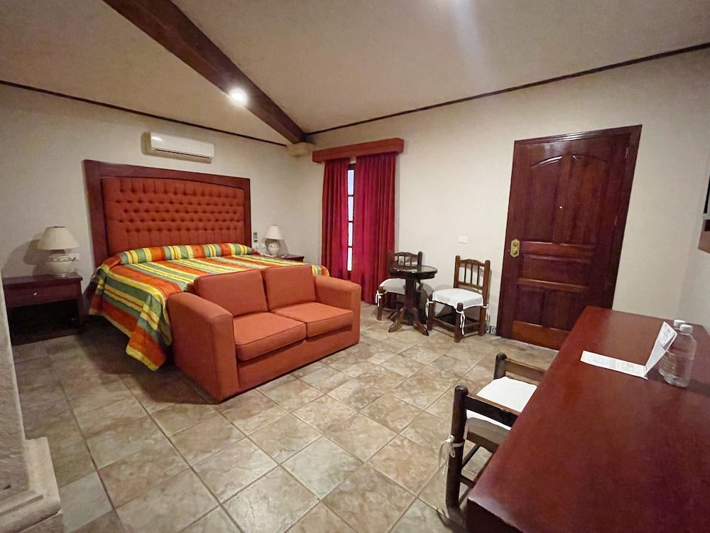 Superior Room, 1 King Bed