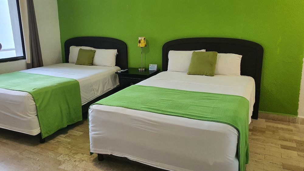 undefined Nirvana Hotel - Cancun Hotel Zone 4