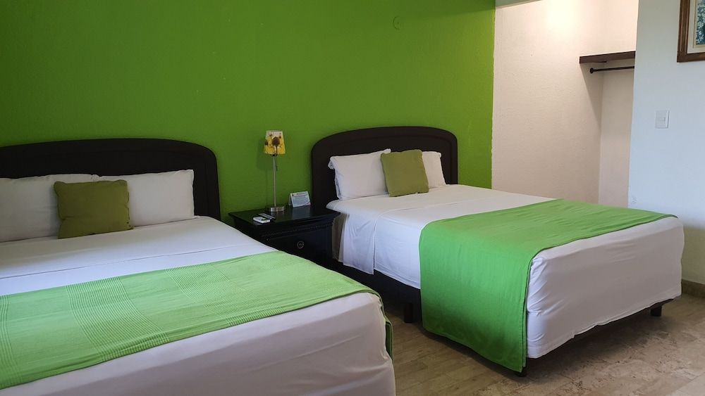 undefined Nirvana Hotel - Cancun Hotel Zone 3