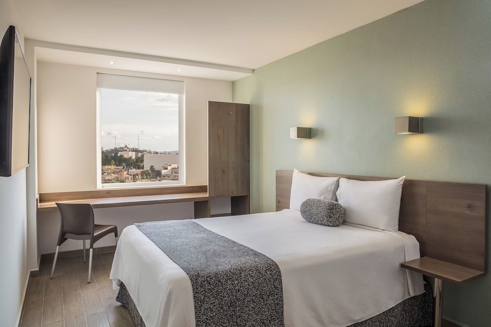 One Puebla Serdan Superior Room, 1 Queen Bed 2