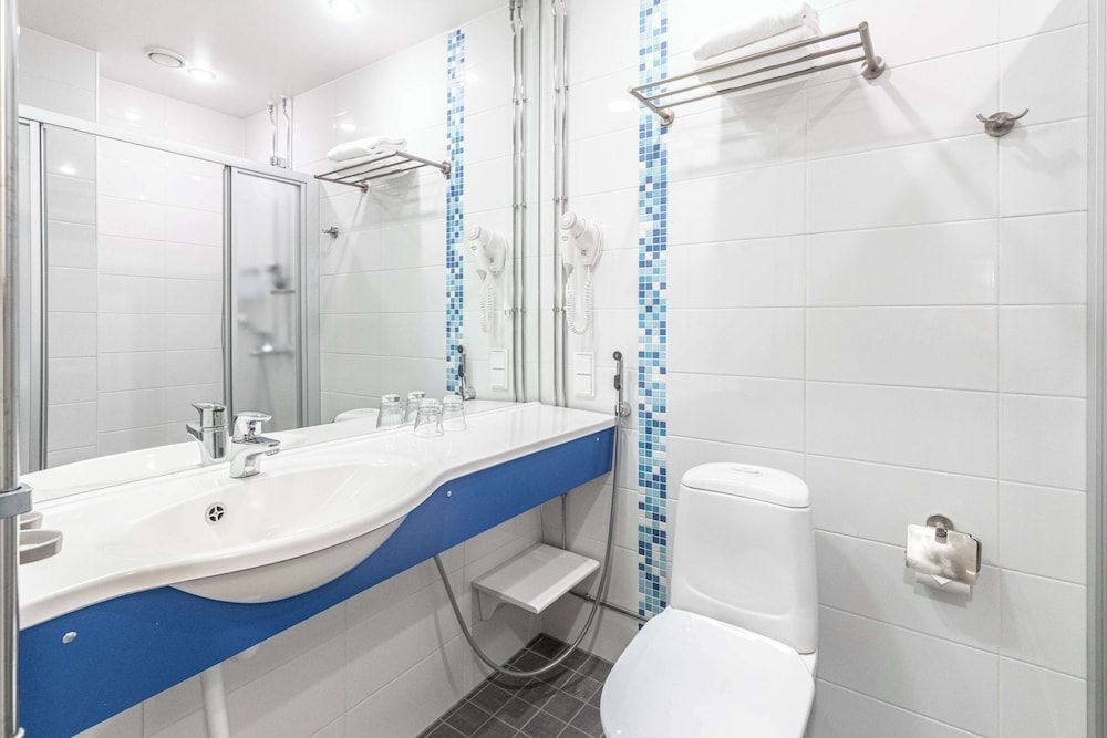 Scandic Kallio Room, 1 Queen Bed, No Windows 4