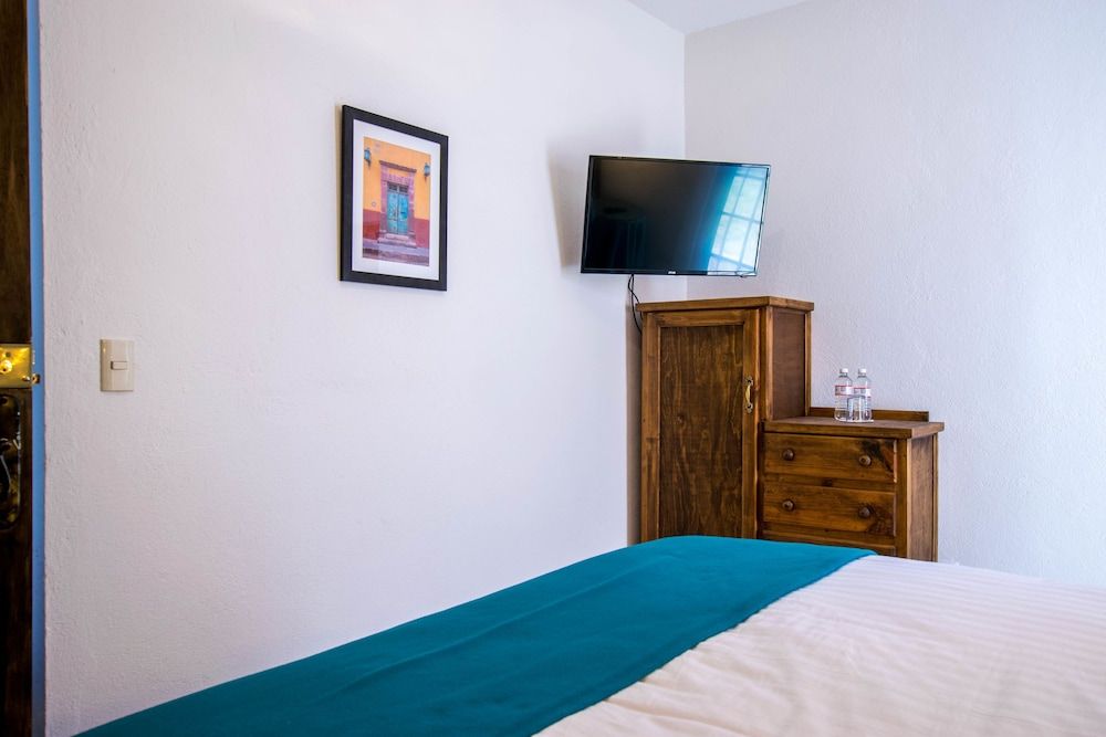 Standard Double Room, 1 Queen Bed