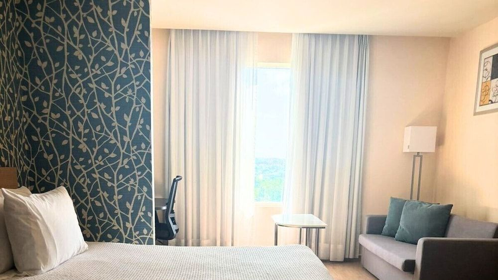 Fairfield Inn & Suites by Marriott Villahermosa Tabasco Studio, 1 King Bed, City View 5